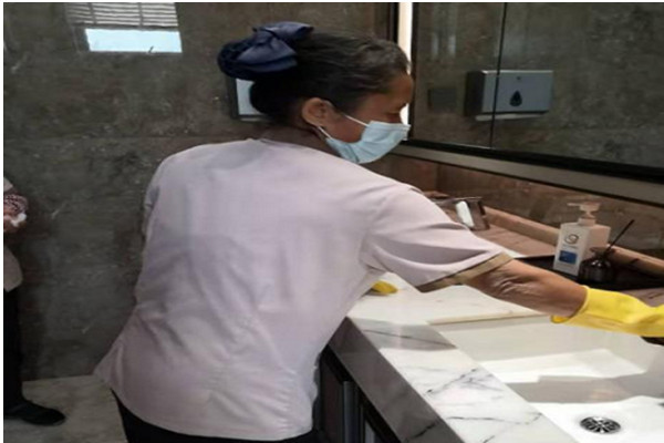 客休区和接待区清洁